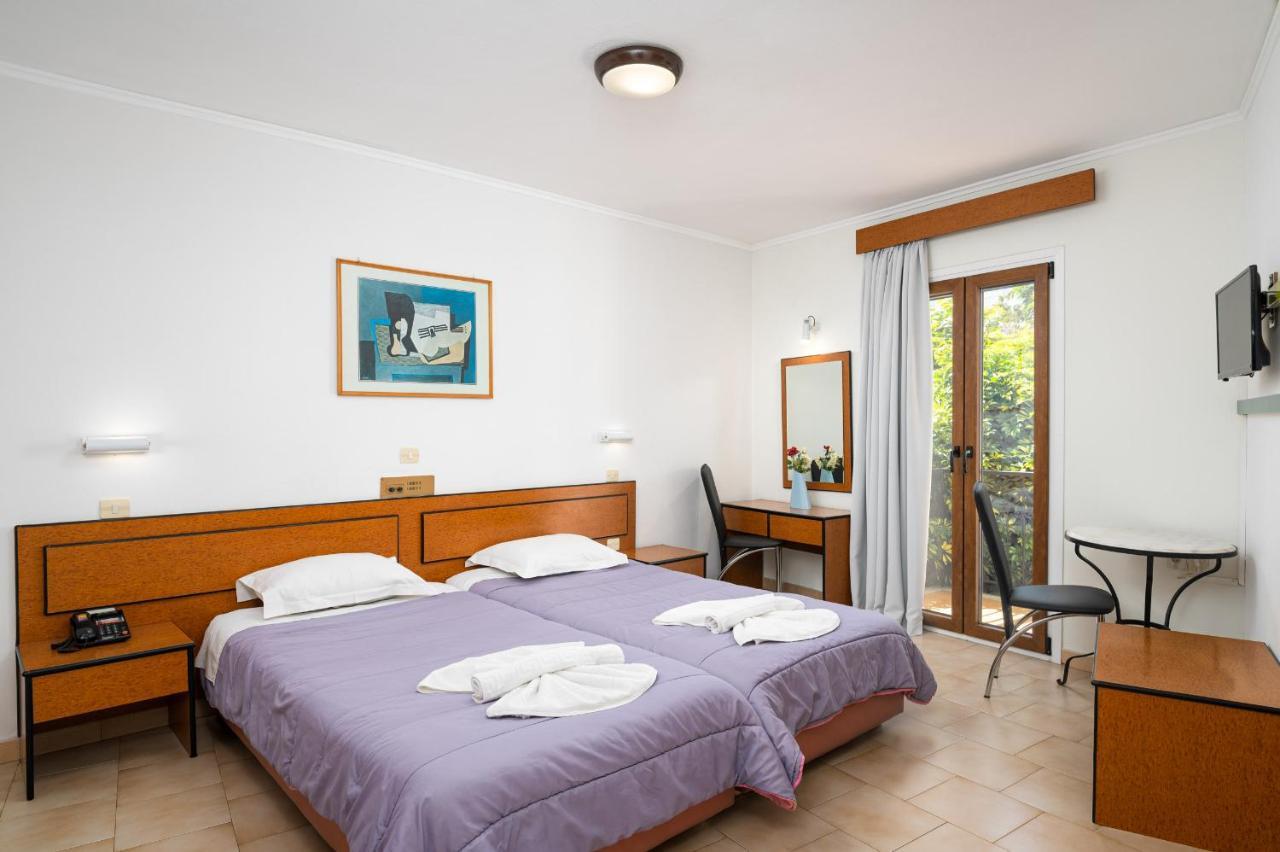 Emily Hotel Agia Paraskevi  Bagian luar foto