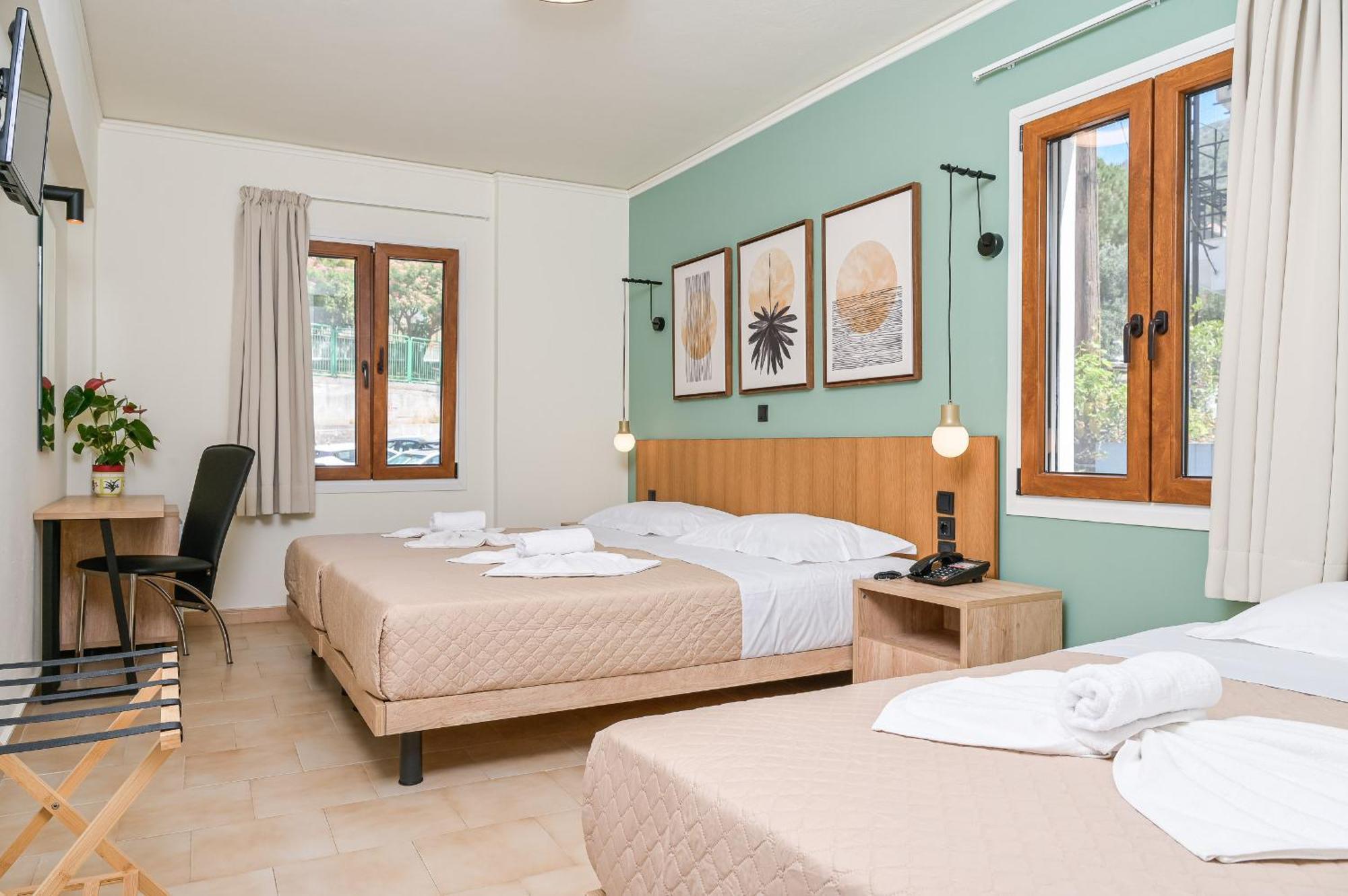 Emily Hotel Agia Paraskevi  Bagian luar foto