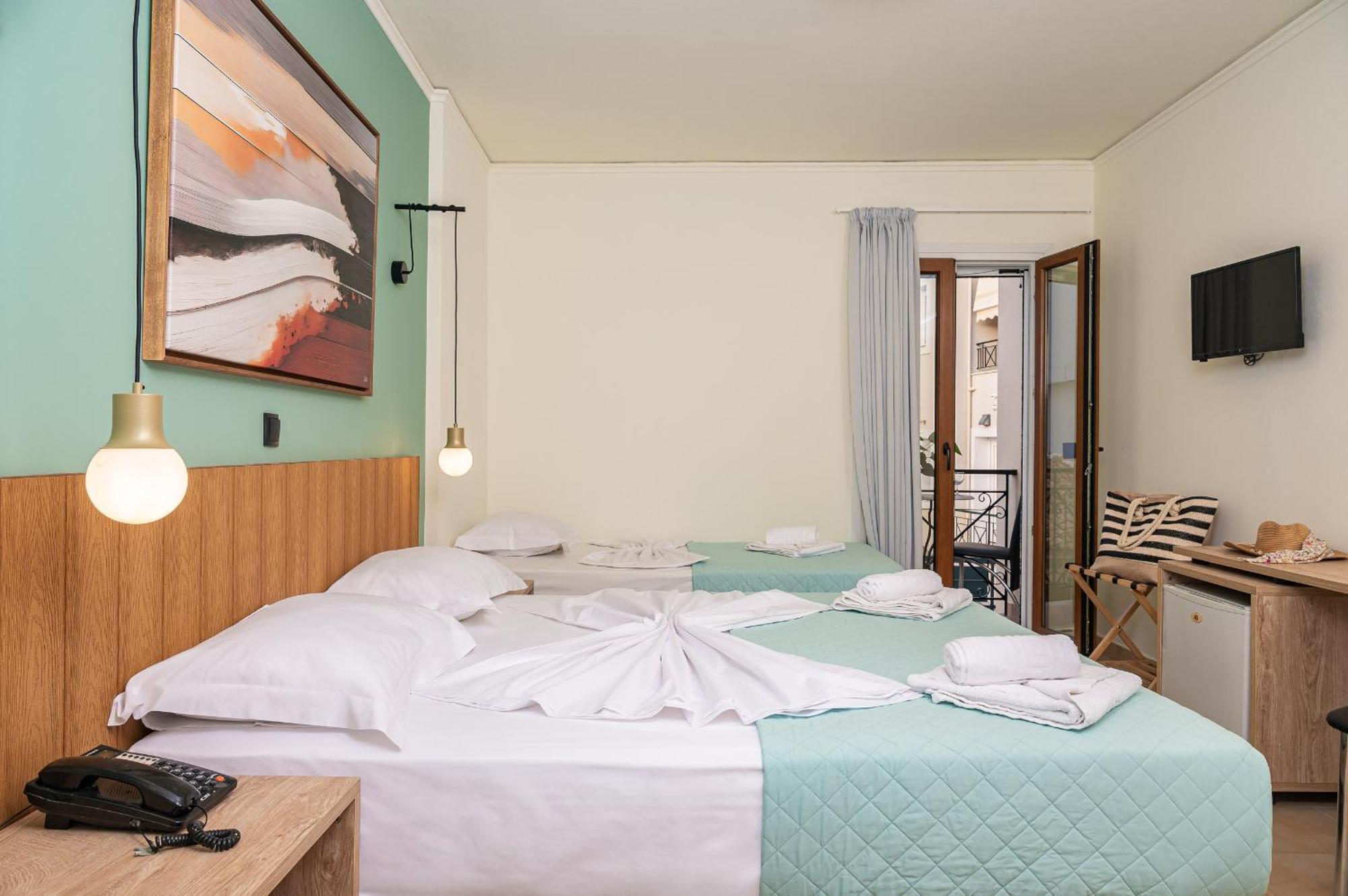 Emily Hotel Agia Paraskevi  Bagian luar foto